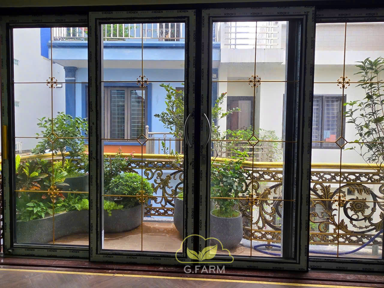 tiểu cảnh ban công cây xanh đẹp tại Tư Đình, Long Biên