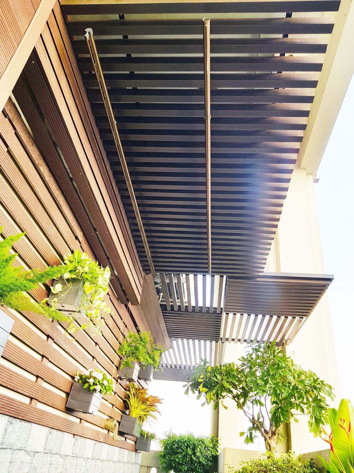 Ban công đẹp penthouse Roman Plaza