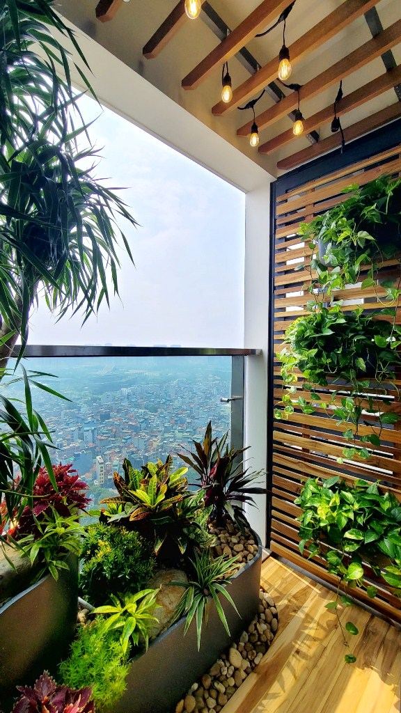 Ban công Vinhome Skylake