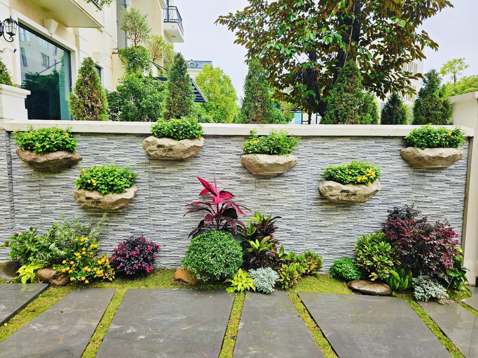 Tường cây nghệ thuật